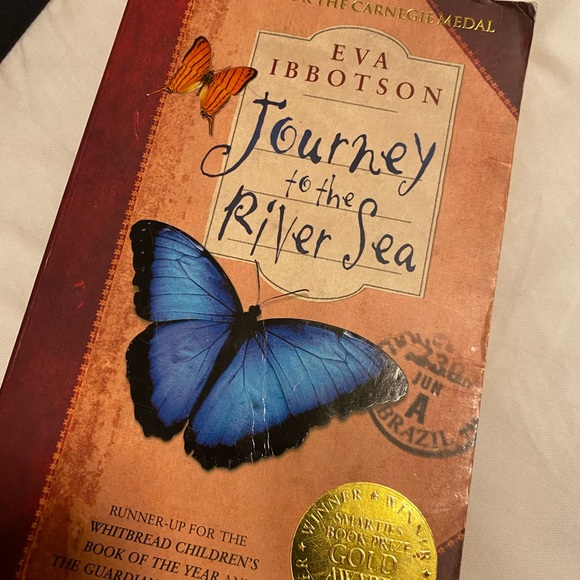 Novel/Book: Journey to the River Sea - Picture 3 of 4